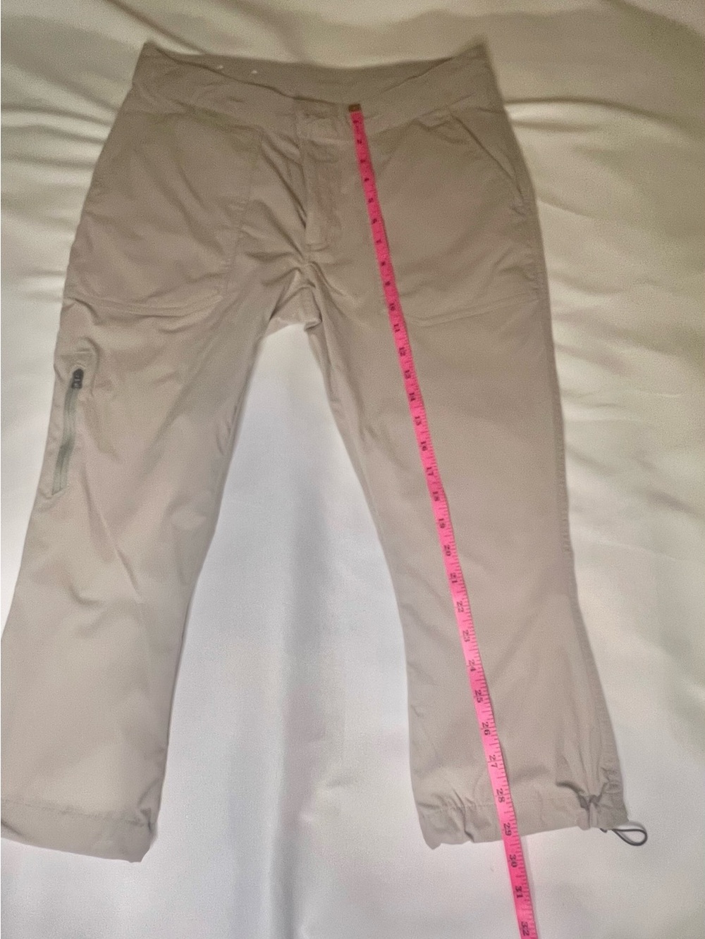 Columbia Women’s Hiking Cargo Pants - Light Beige - Picture 10 of 12